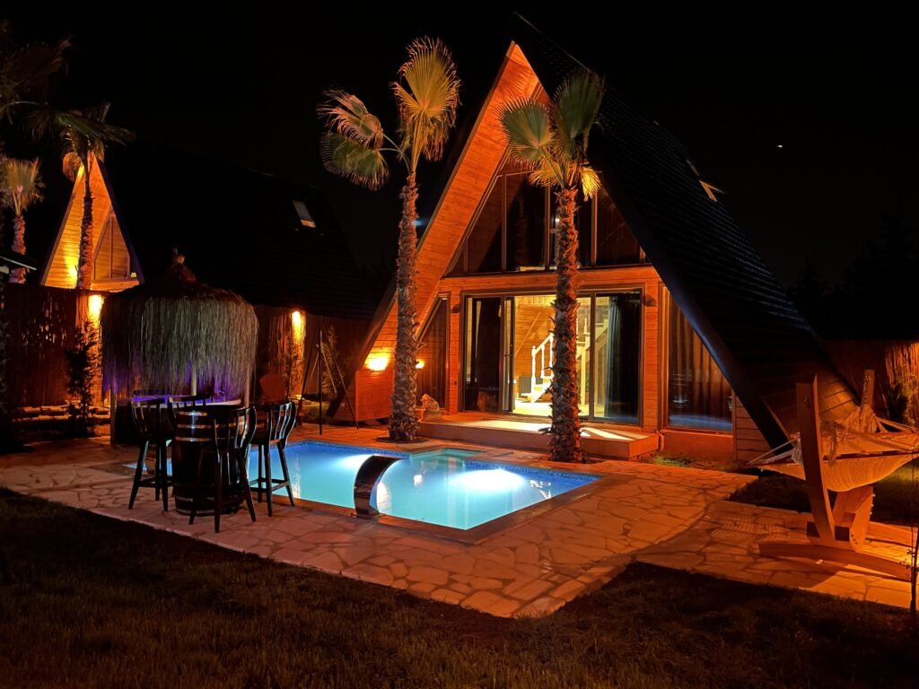 Delux Bungalov